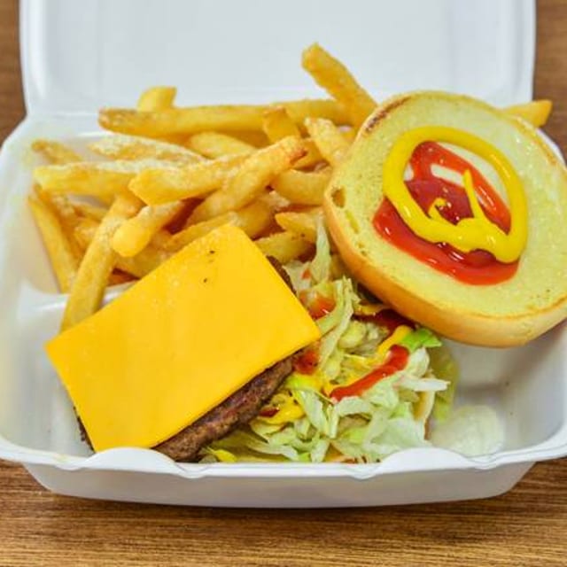 Cheese Burger Deluxe.